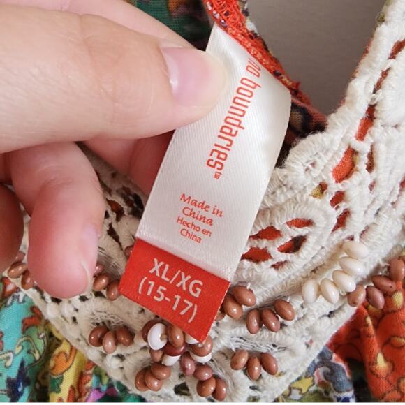 Whimsical Boho-Chic Top Juniors Sz XL (15-17) Beaded Free Spirits Patchwork - Picture 7 of 16